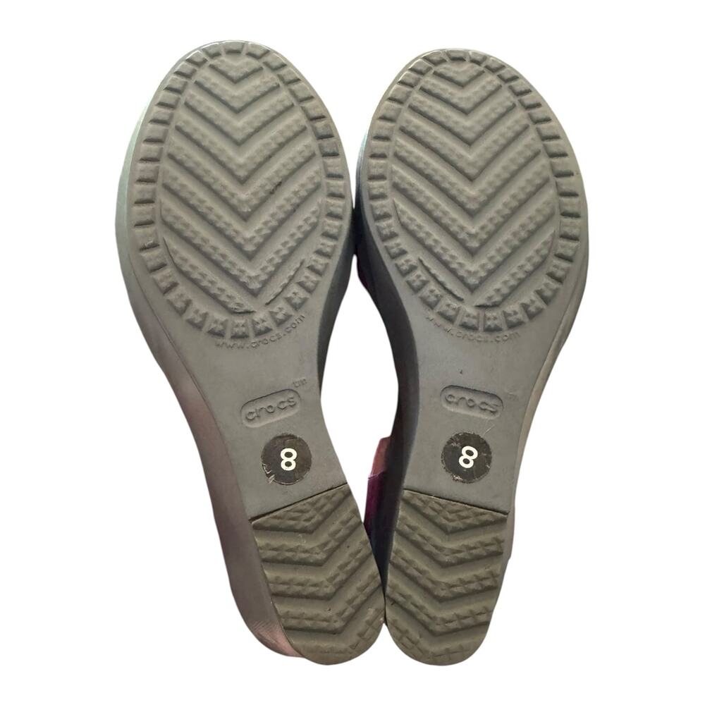 Crocs Leigh II Ankle Strap Wedge Sandals Berry Women’s 8 - Picture 7 of 7